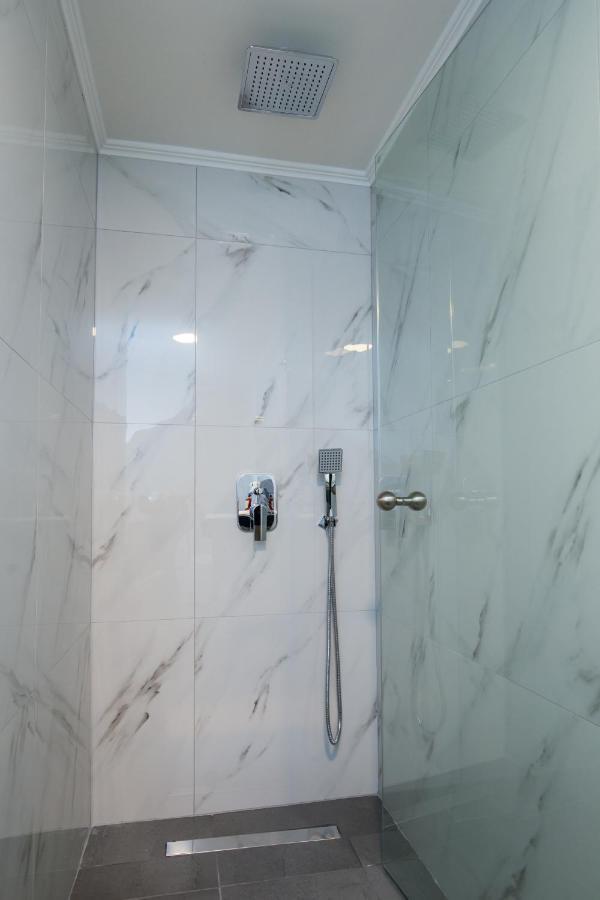 شقة Mr & Mrs K Lofts بوتوس المظهر الخارجي الصورة