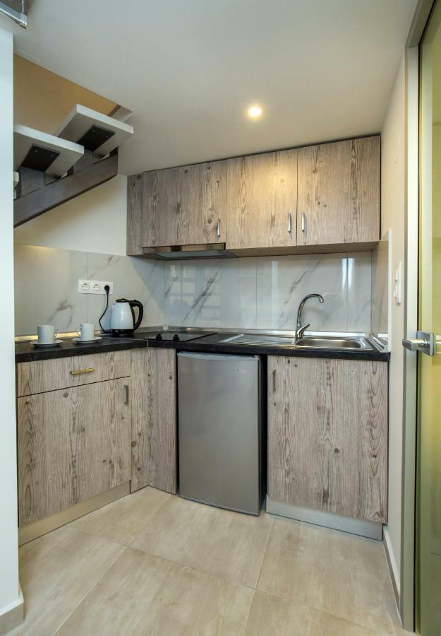 شقة Mr & Mrs K Lofts بوتوس المظهر الخارجي الصورة